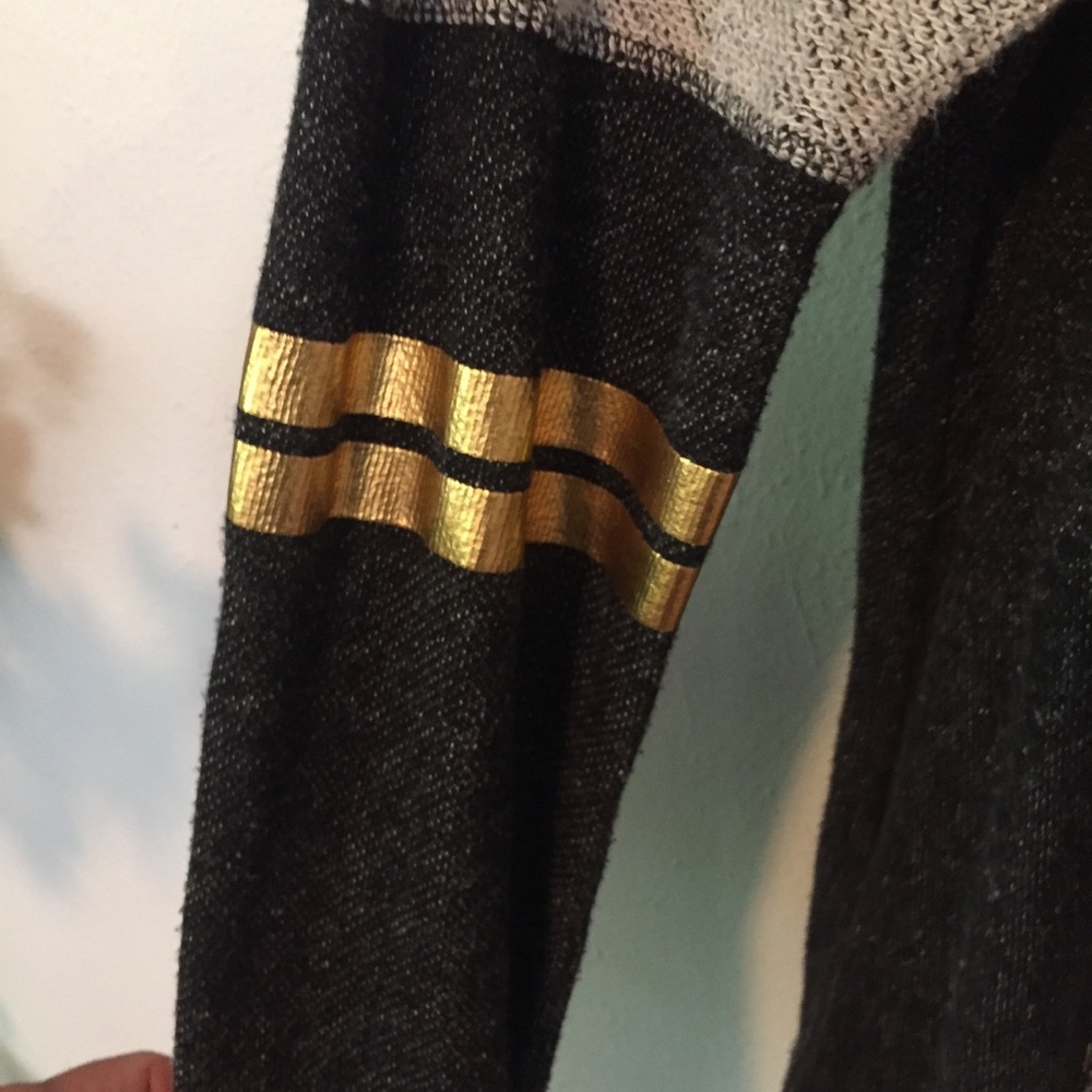 Disney parks Minnie Mouse sweater - Picture 5 of 6